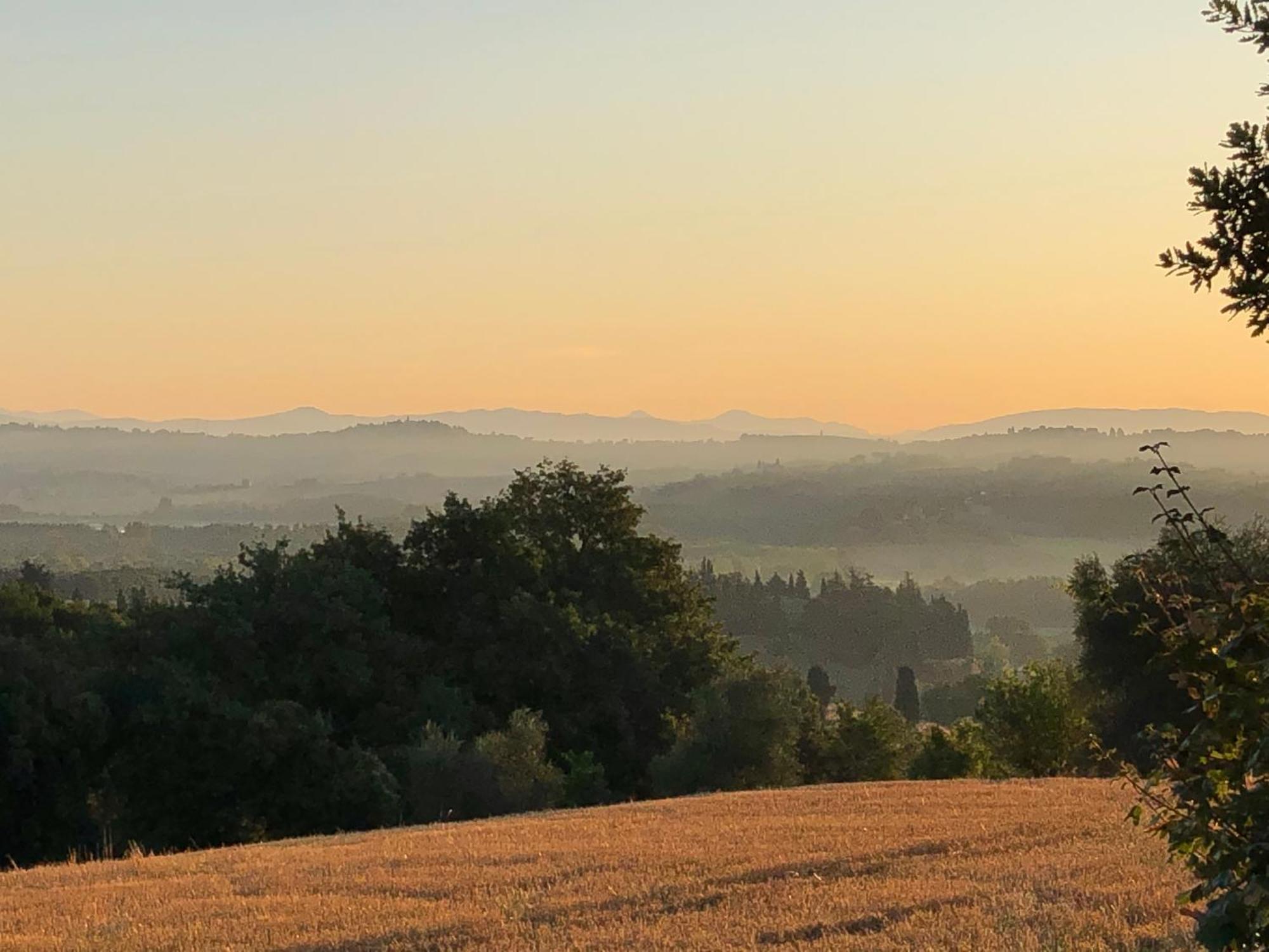 Montebello Degli Olivi Chiusi Buitenkant foto