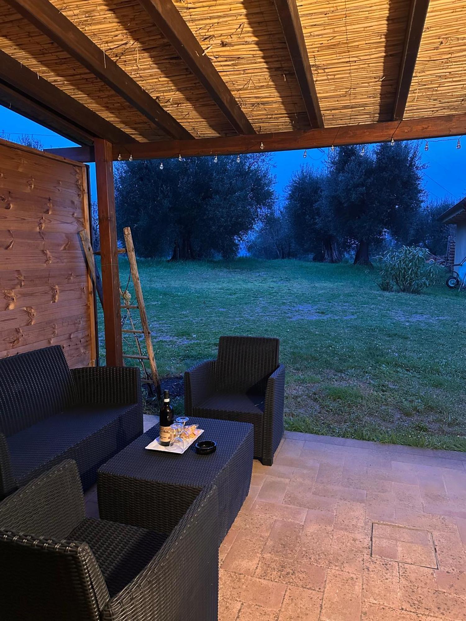 Montebello Degli Olivi Chiusi Buitenkant foto